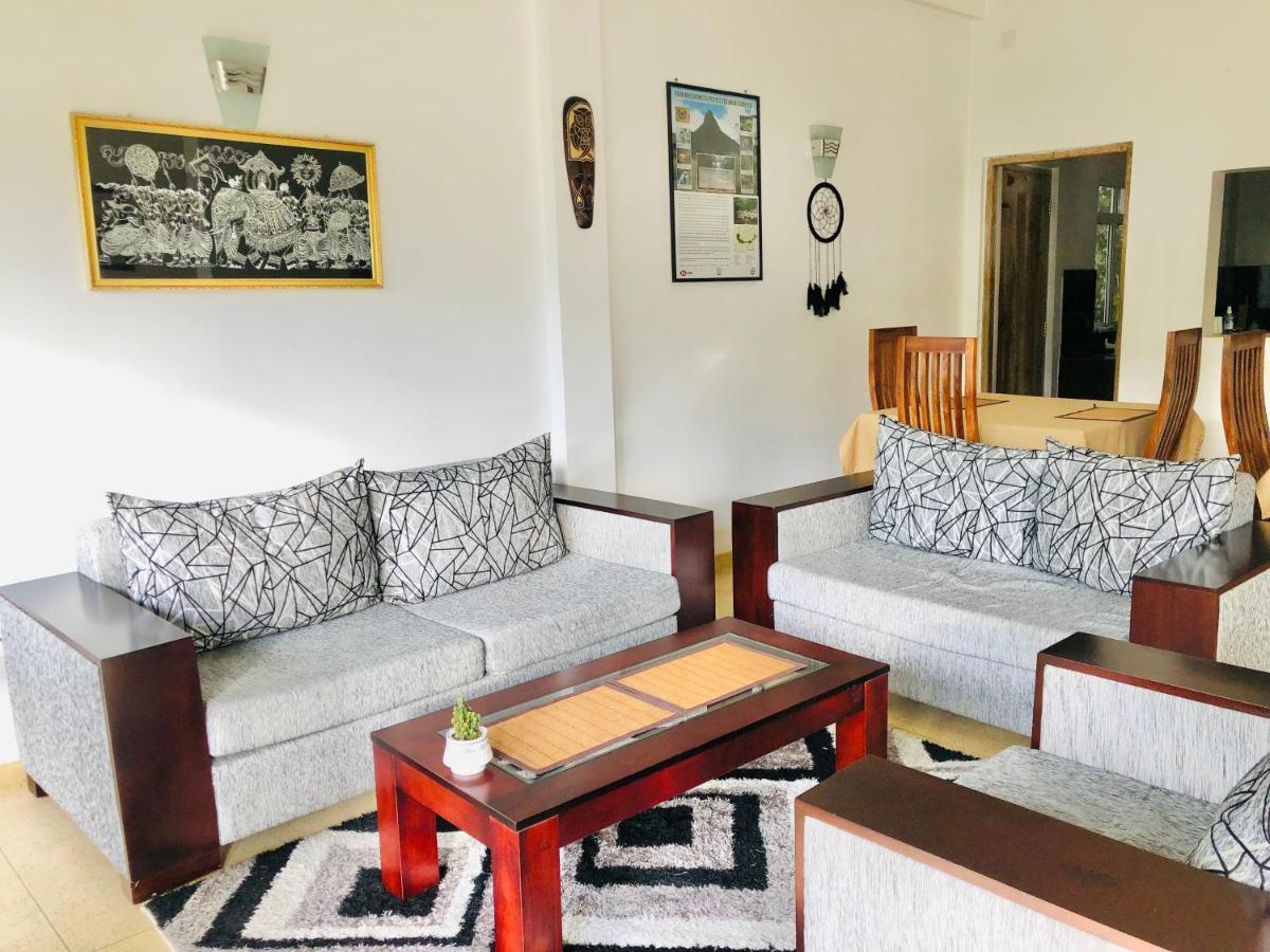 Seeming Lodge Nuwara Eliya Esterno foto